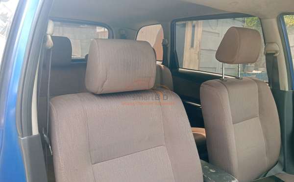 TOYOTA AVANZA