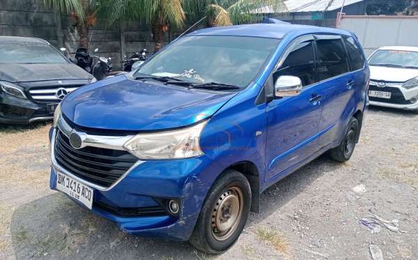 TOYOTA AVANZA