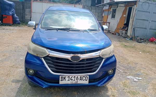 TOYOTA AVANZA
