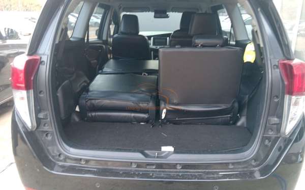 TOYOTA INNOVA 2.4 G