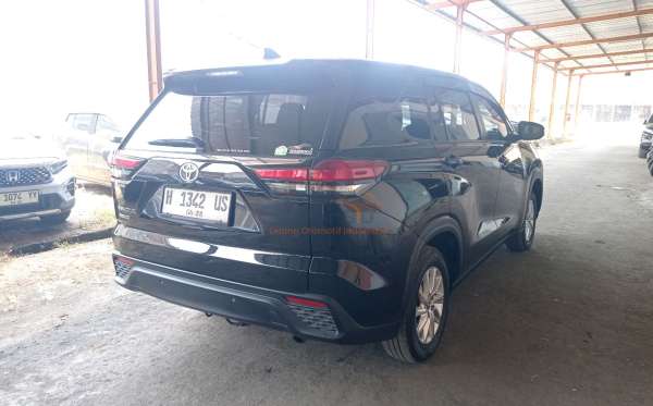 TOYOTA INNOVA ZENIX G