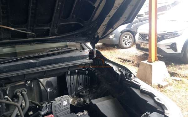 TOYOTA INNOVA ZENIX G