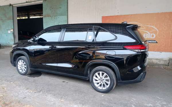 TOYOTA INNOVA ZENIX G