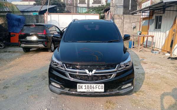 WULING CORTEZ 1.5 LUX