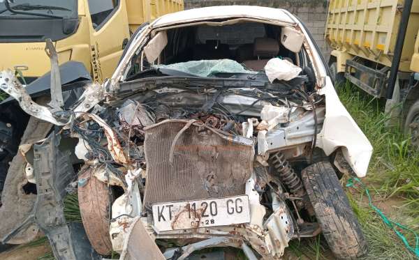 DAIHATSU XENIA R