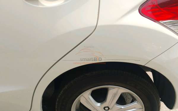 HONDA  BRIO  SATYA 1.2 E