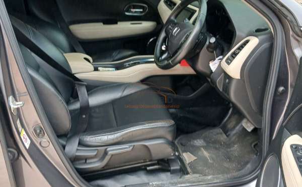 HONDA HRV RU5 1.8 RS
