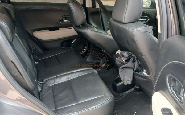 HONDA HRV RU5 1.8 RS