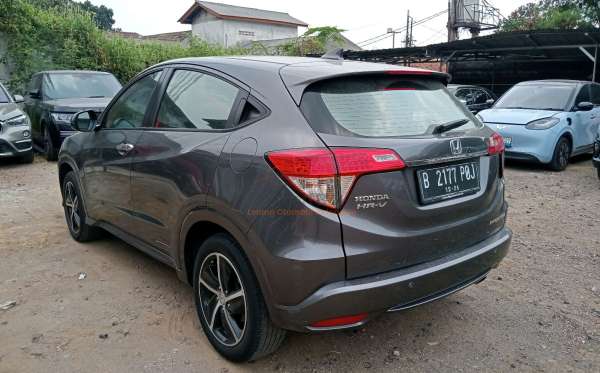 HONDA HRV RU5 1.8 RS