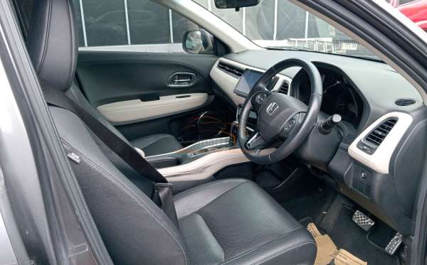 HONDA HRV RU5 1.8 RS