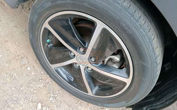 HONDA HRV RU5 1.8 RS