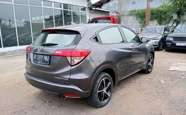 HONDA HRV RU5 1.8 RS