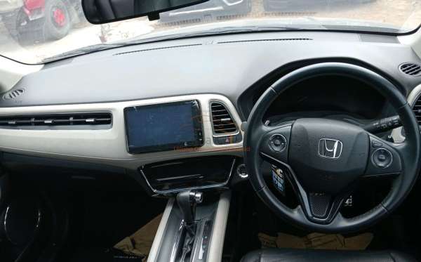 HONDA HRV RU5 1.8 RS