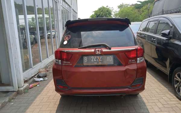 HONDA MOBILIO E CVT