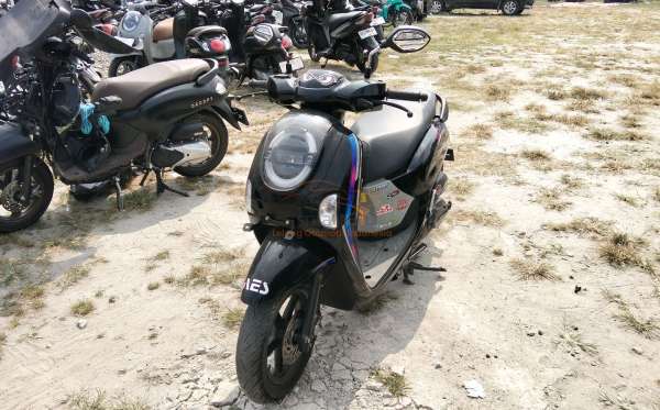 HONDA  SCOOPY