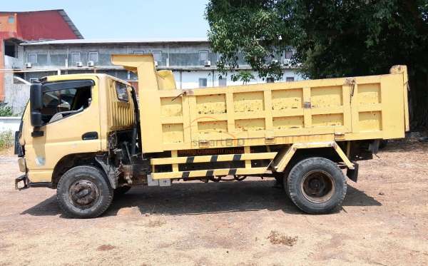 MITSUBISHI  FE  74 HD