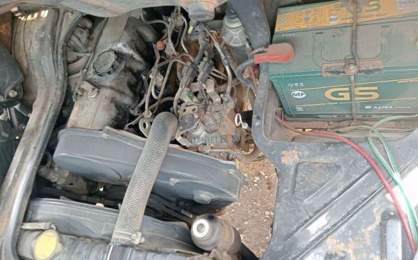 MITSUBISHI L 300