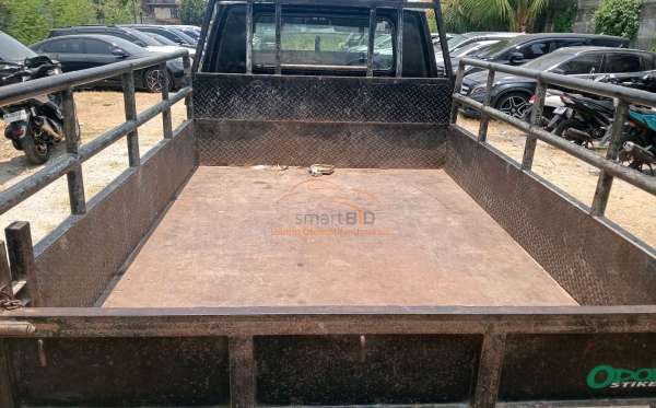 MITSUBISHI L 300