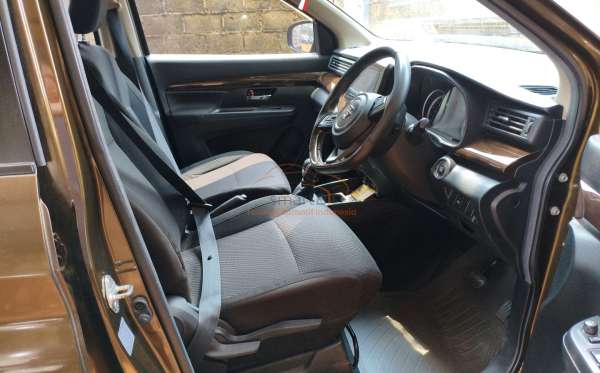 SUZUKI ERTIGA GX