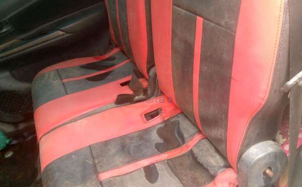 TOYOTA AVANZA VELOZ