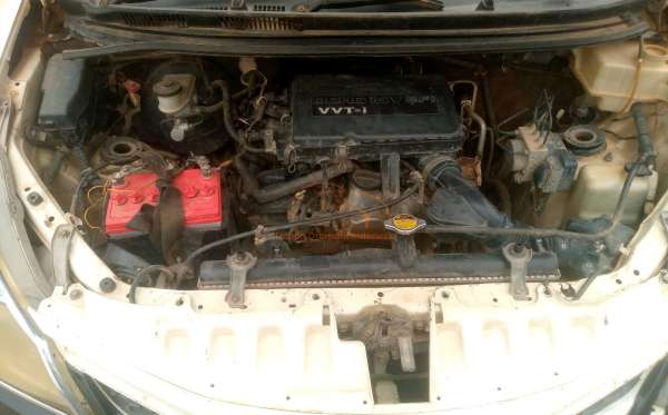 TOYOTA AVANZA VELOZ