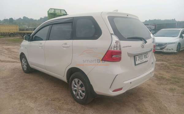 TOYOTA AVANZA 1.3 E