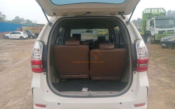 TOYOTA AVANZA 1.3 E