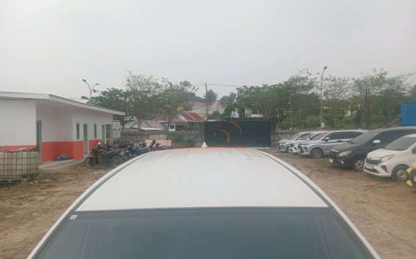 TOYOTA AVANZA 1.3 E