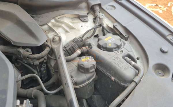 BMW 530I CKD AT
