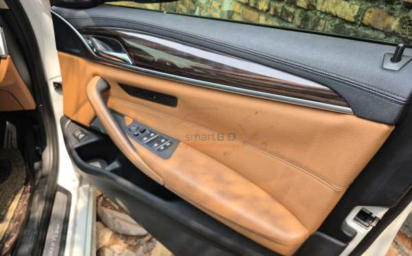 BMW 530I CKD AT