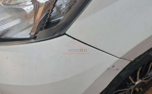 DAIHATSU SIGRA X