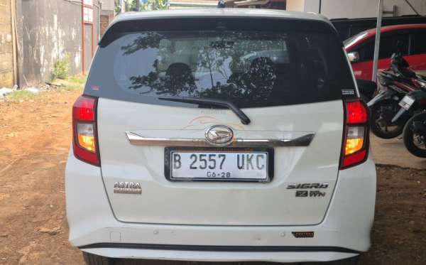 DAIHATSU SIGRA X
