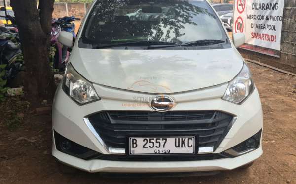 DAIHATSU SIGRA X