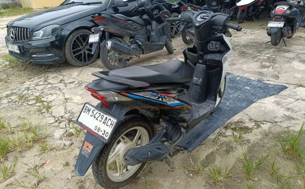 HONDA  BEAT