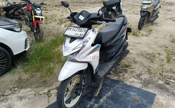 HONDA  BEAT