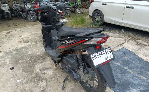 HONDA  BEAT