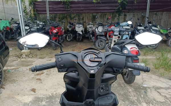 HONDA  BEAT