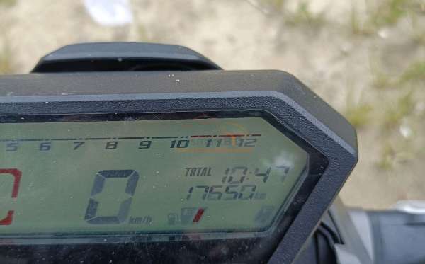 HONDA  CB 150 R