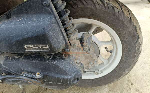 HONDA  GENIO
