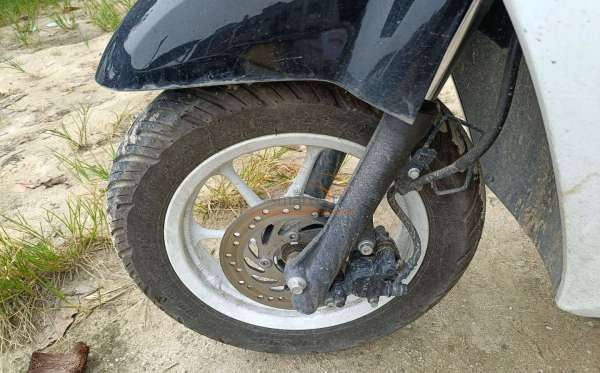 HONDA  GENIO