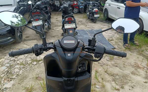 HONDA  GENIO
