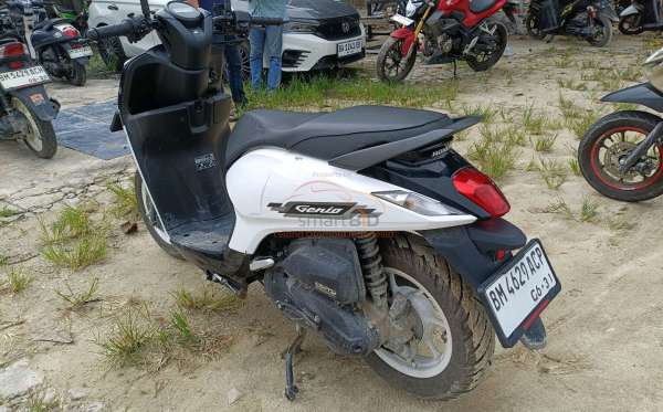 HONDA  GENIO