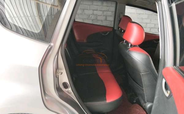 HONDA  JAZZ  GE8 1.5 E