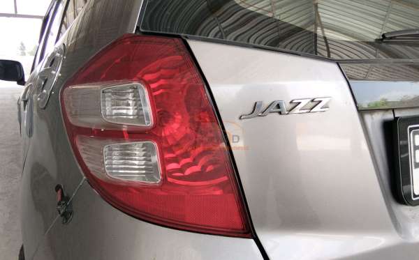 HONDA  JAZZ  GE8 1.5 E