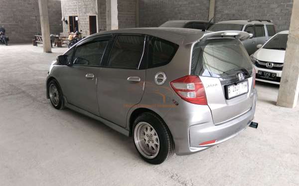 HONDA  JAZZ  GE8 1.5 E