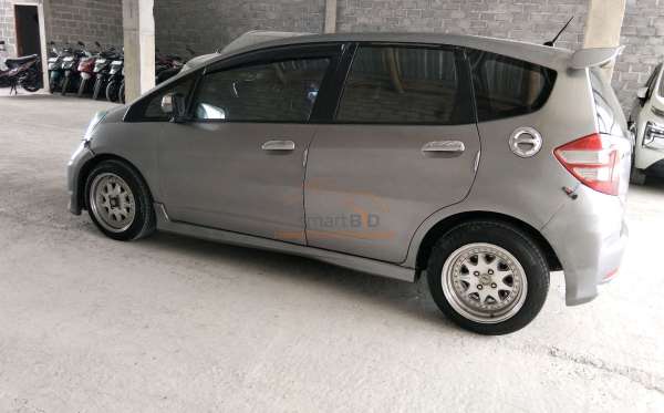 HONDA  JAZZ  GE8 1.5 E
