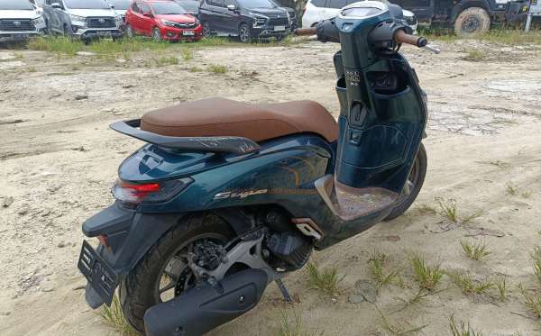 HONDA  STYLO