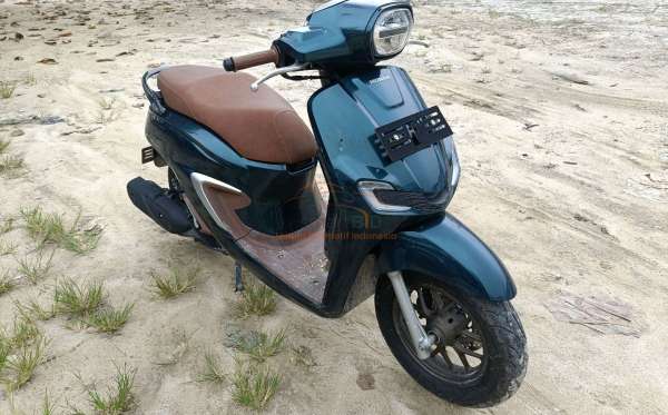 HONDA  STYLO
