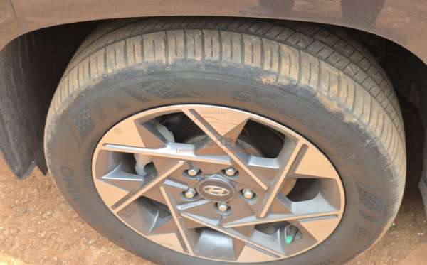HYUNDAI  STARGAZER  PRIME 4X2