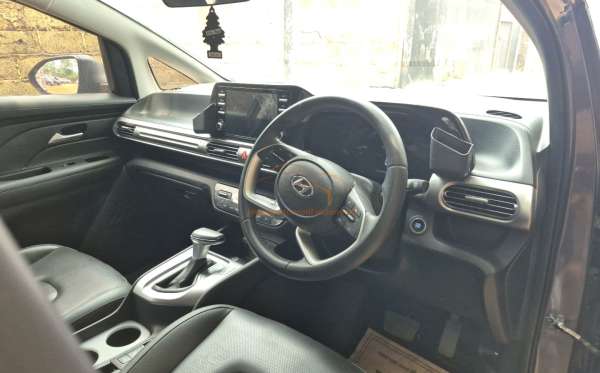 HYUNDAI  STARGAZER  PRIME 4X2